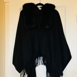 Black Wrap with Furr Collar